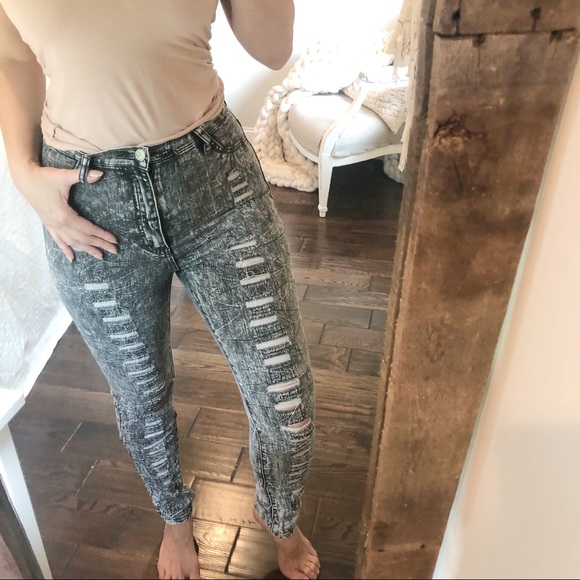 Rox denim Denim - Rox denim sz 9 highwaisted acidwash stretch jeans